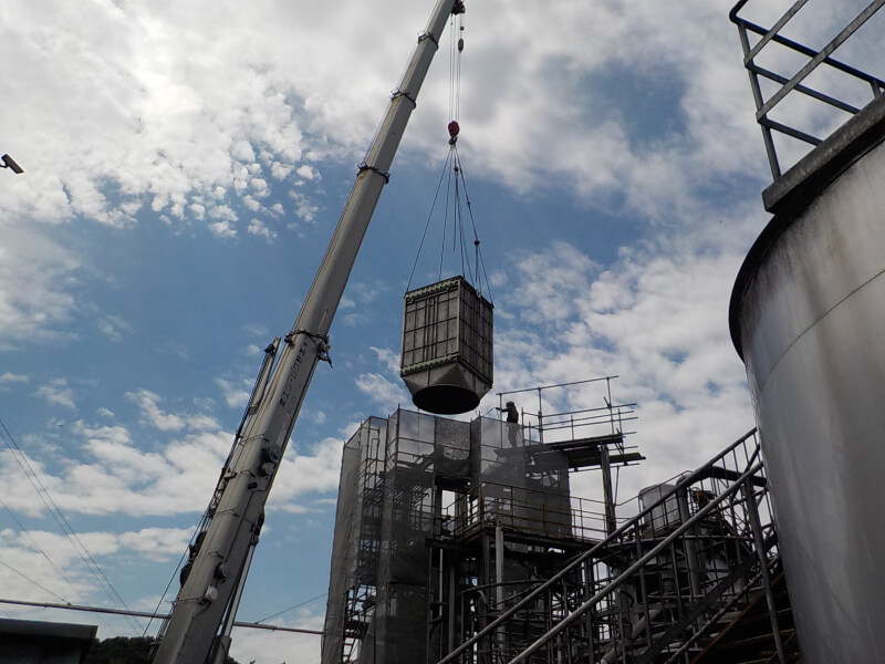 プラント工事の現場